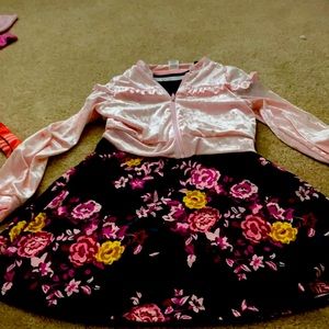 Girl dress with flower design